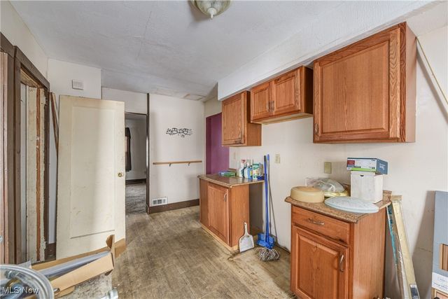 326 Indiana Avenue, Lorain, OH 44052