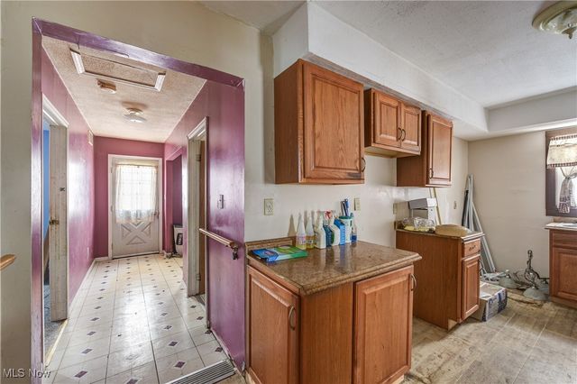 326 Indiana Avenue, Lorain, OH 44052