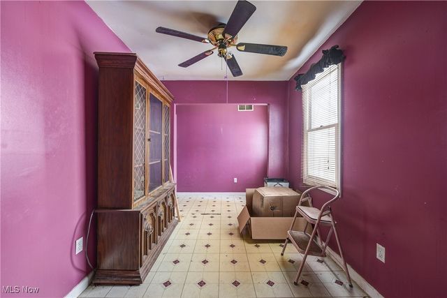 326 Indiana Avenue, Lorain, OH 44052