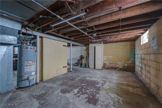 326 Indiana Avenue, Lorain, OH 44052