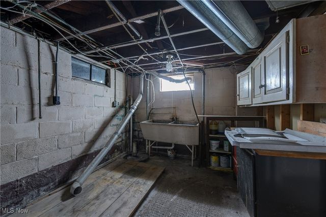 326 Indiana Avenue, Lorain, OH 44052