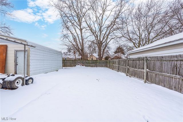 326 Indiana Avenue, Lorain, OH 44052