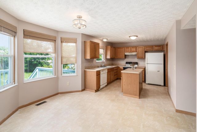 645 Thatch Street, Reynoldsburg, OH 43068