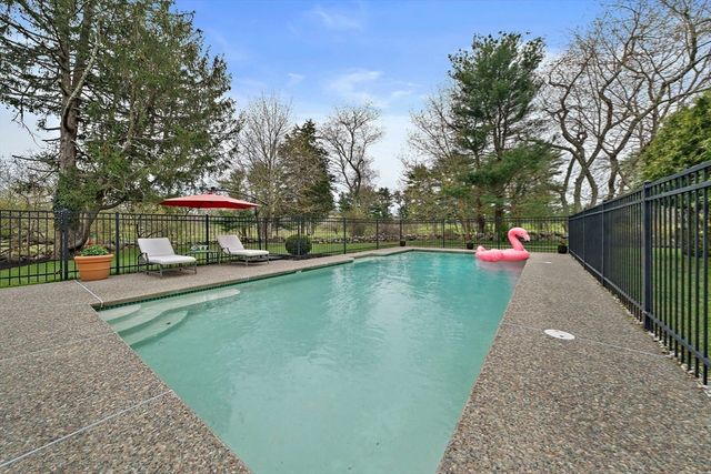 599 Moraine St, Marshfield, MA 02050
