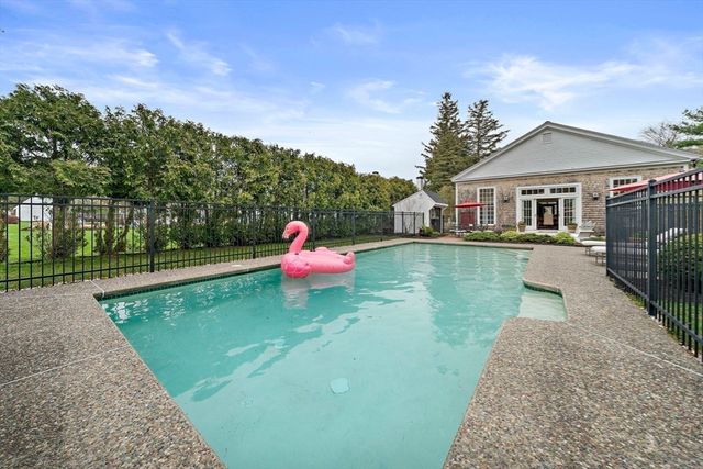 599 Moraine St, Marshfield, MA 02050