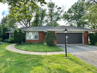 824 S Stough Street, Hinsdale, IL 60521