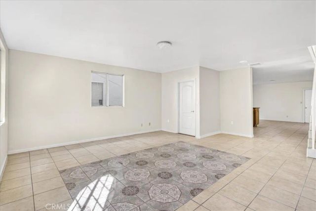 2039 W Florence, Los Angeles, CA 90047