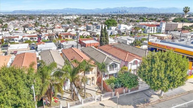 2039 W Florence, Los Angeles, CA 90047