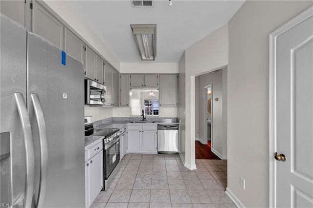 2440 Dillingham RD, Virginia Beach, VA 23456