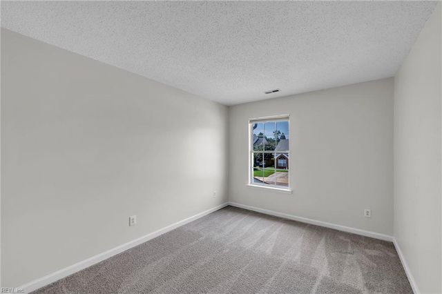 2440 Dillingham RD, Virginia Beach, VA 23456