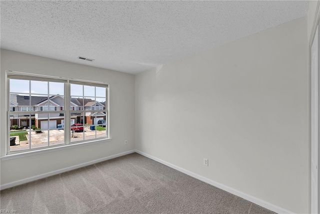 2440 Dillingham RD, Virginia Beach, VA 23456