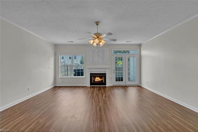 2440 Dillingham RD, Virginia Beach, VA 23456