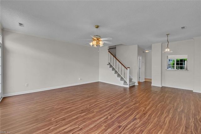 2440 Dillingham RD, Virginia Beach, VA 23456