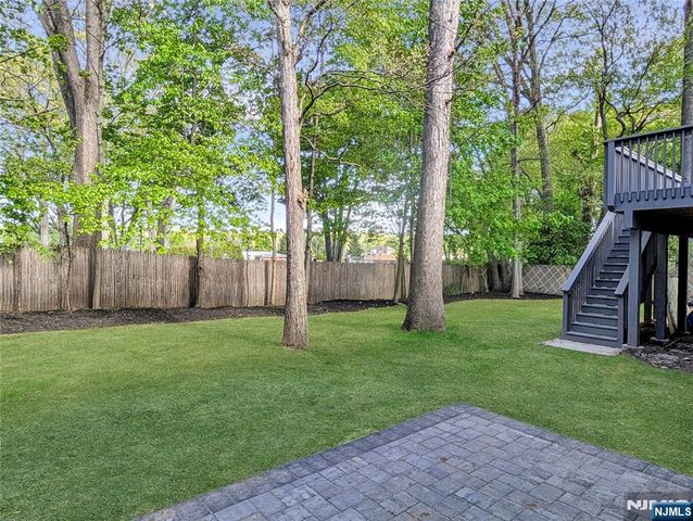 68 5th Street, Cresskill, NJ 07626