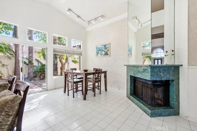 1672 Olympus Loop, Vista, CA 92081