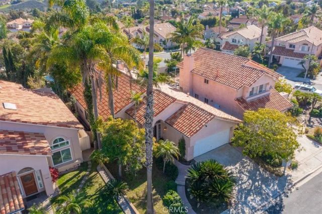 1672 Olympus Loop, Vista, CA 92081