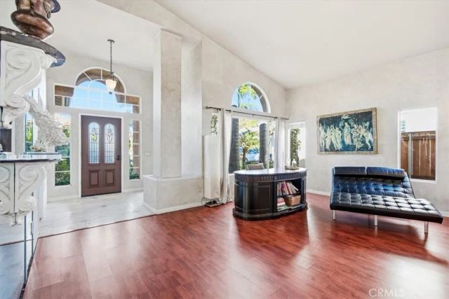 1672 Olympus Loop, Vista, CA 92081