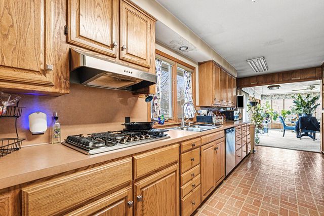 145 Pleasantview Drive, Battle Creek, MI 49017