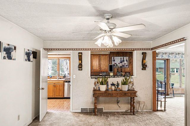 145 Pleasantview Drive, Battle Creek, MI 49017