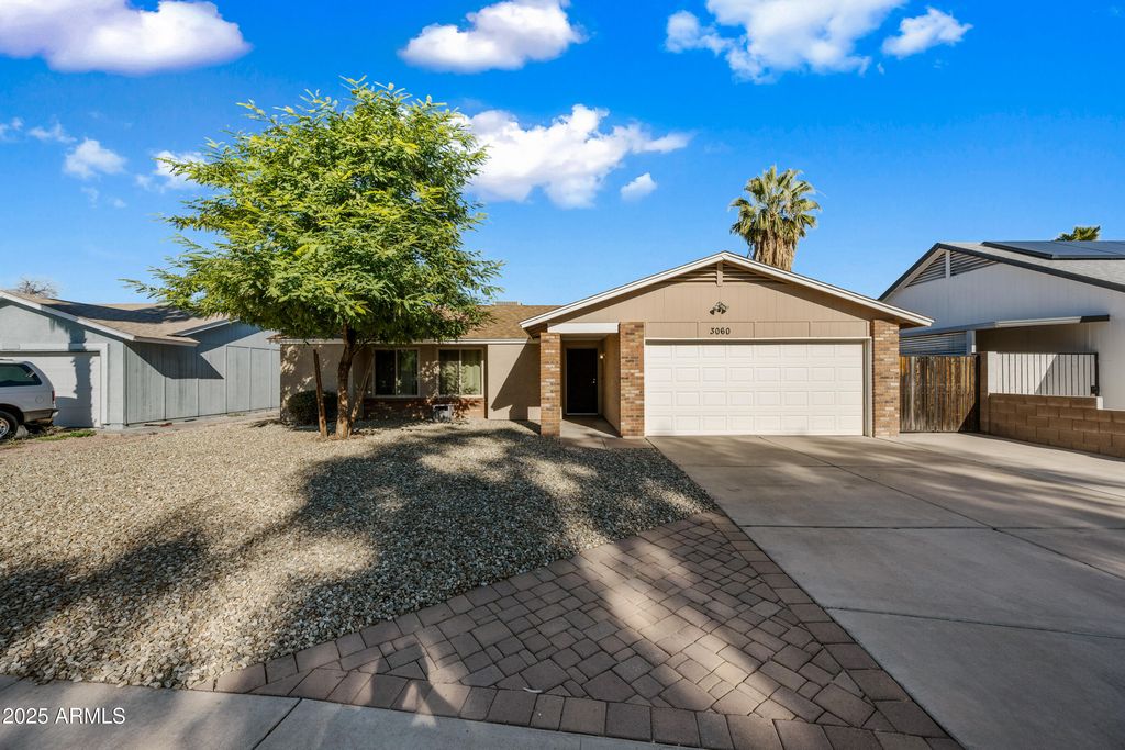 3060 E John Cabot Drive, Phoenix, AZ 85032