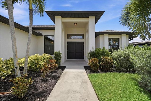 206 NE 21st AVE, Cape Coral, FL 33909