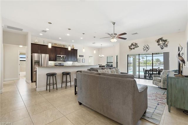 206 NE 21st AVE, Cape Coral, FL 33909