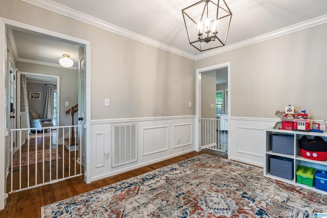 129 S RUN CIRCLE, Hoover, AL 35244