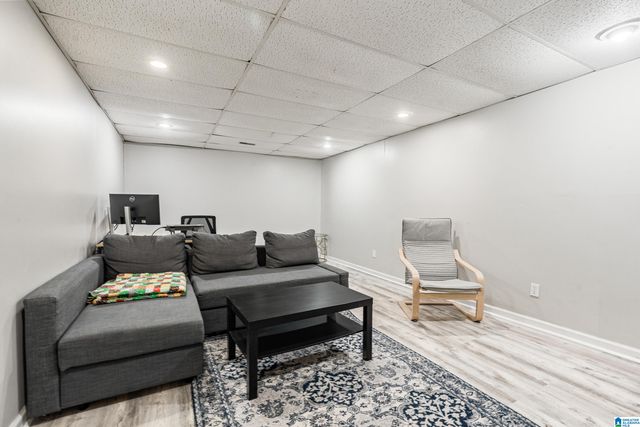129 S RUN CIRCLE, Hoover, AL 35244