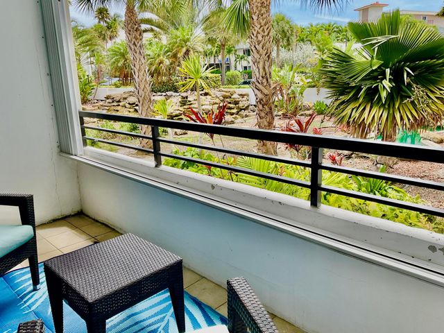 3589 S Ocean Boulevard 30, South Palm Beach, FL 33480