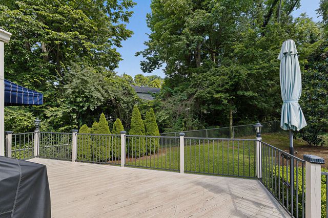 3724 Woodmont Ln, Nashville, TN 37215
