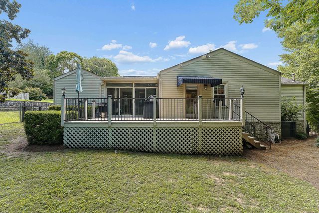 3724 Woodmont Ln, Nashville, TN 37215