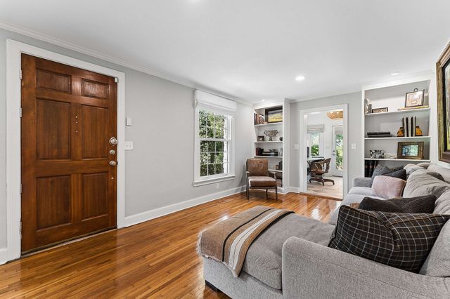 3724 Woodmont Ln, Nashville, TN 37215