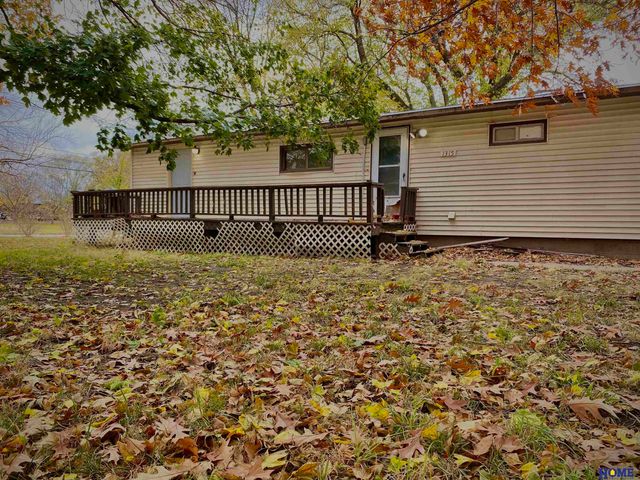 1315 Tuxedo Park Road, Crete, NE 68333