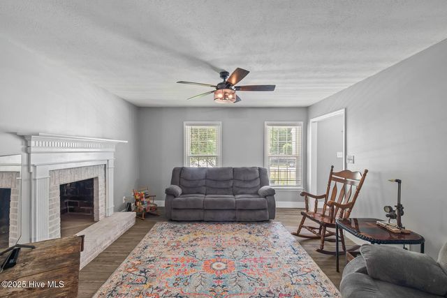815 Gadwell Loop, Jacksonville, NC 28540