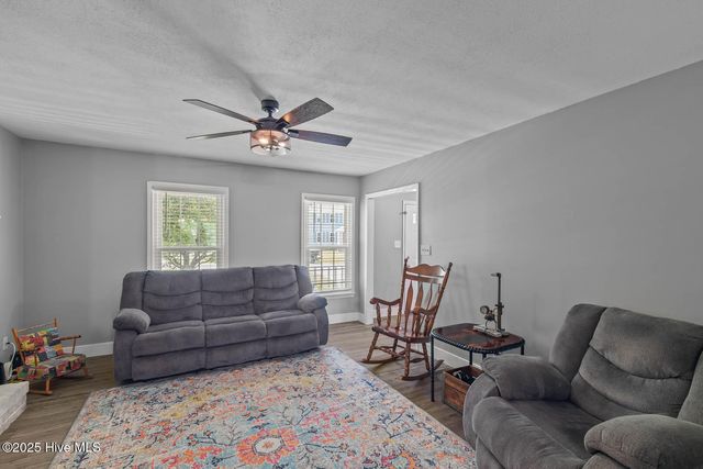 815 Gadwell Loop, Jacksonville, NC 28540