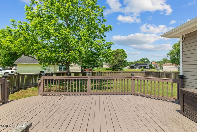 815 Gadwell Loop, Jacksonville, NC 28540