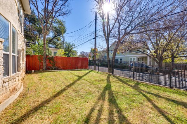 108 E 46th ST, Austin, TX 78751