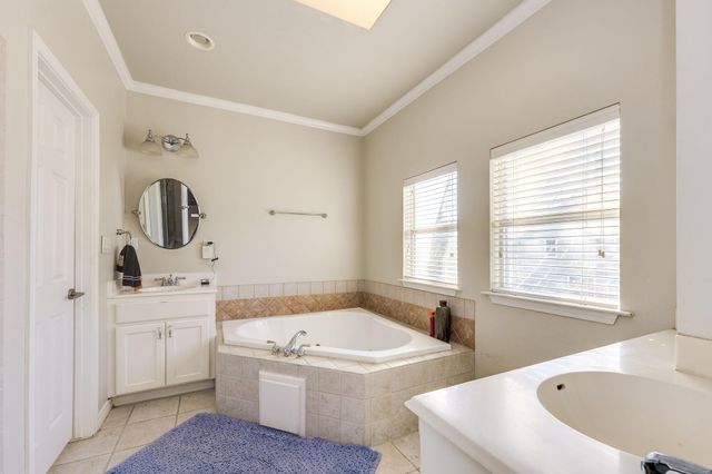 108 E 46th ST, Austin, TX 78751