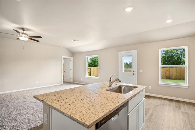 1905 Palmatum Road, El Reno, OK 73036