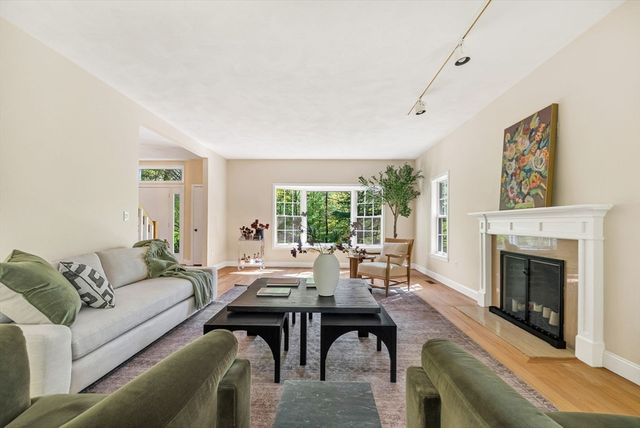 20 Old Rd, Weston, MA 02493