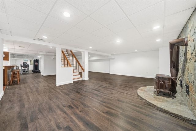 20 Old Rd, Weston, MA 02493
