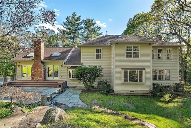 20 Old Rd, Weston, MA 02493