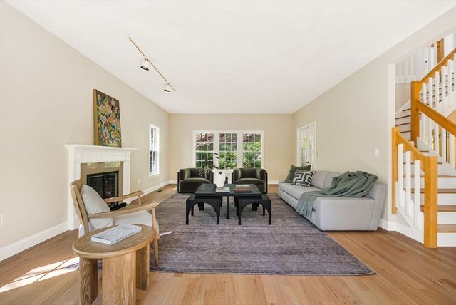 20 Old Rd, Weston, MA 02493