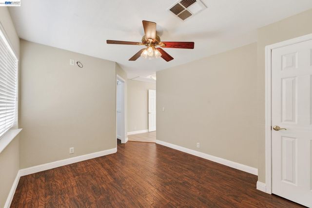 1147 Lomitas Ave, Livermore, CA 94550