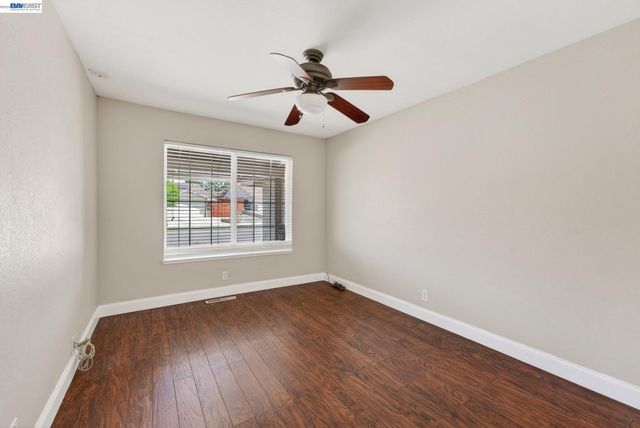 1147 Lomitas Ave, Livermore, CA 94550