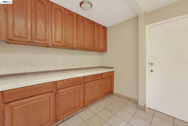 1147 Lomitas Ave, Livermore, CA 94550