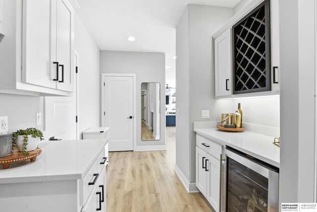 12621 S 73rd Street, Papillion, NE 68046
