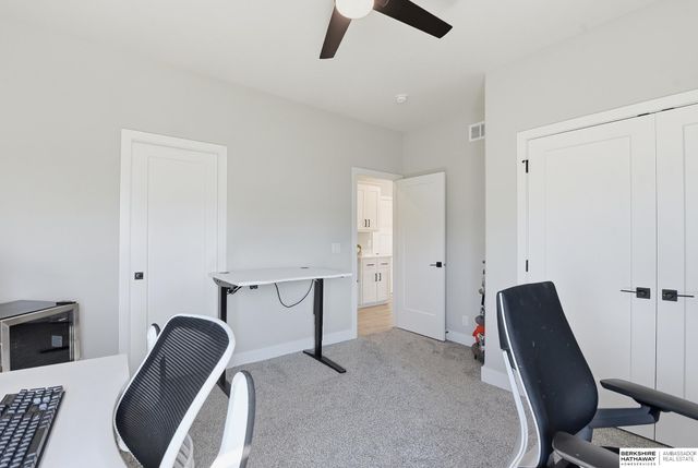 12621 S 73rd Street, Papillion, NE 68046