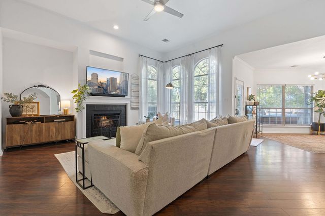 6716 Edwardson CV, Austin, TX 78749