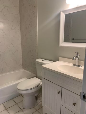 290 Floridian Ave A, St Augustine, FL 32080